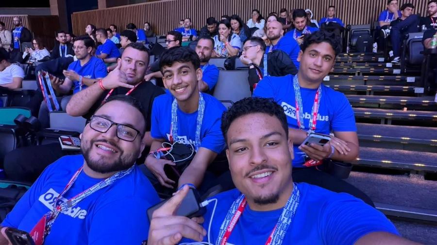 Lucas Tedeschi em uma selfie